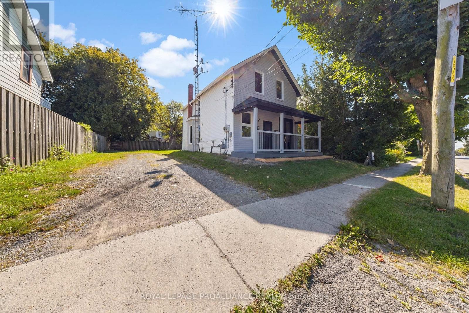 141 ONTARIO STREET, Central Lakes — photo 5