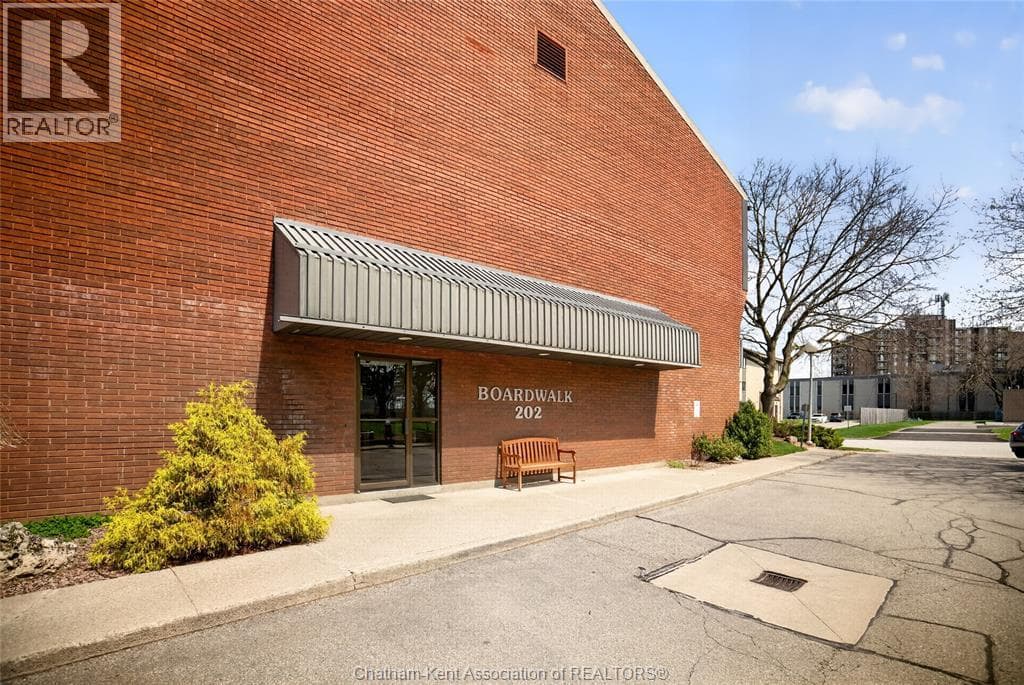 202 CAMPUS PARKWAY Unit# 306 in 