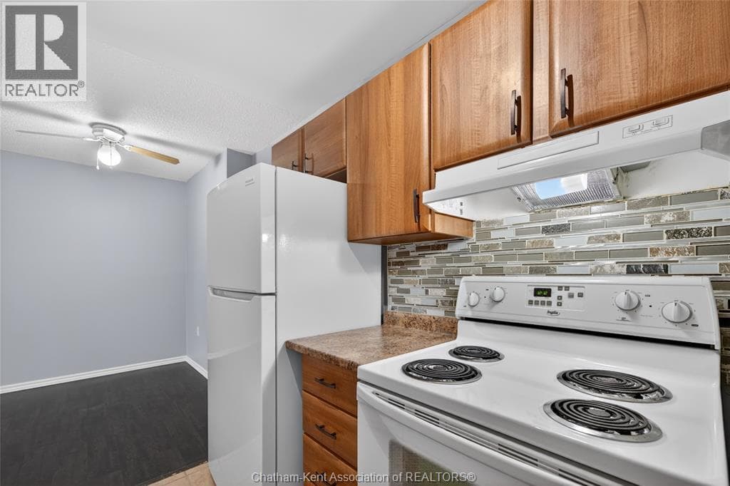 202 CAMPUS PARKWAY Unit# 306, Chatham Kent — photo 4
