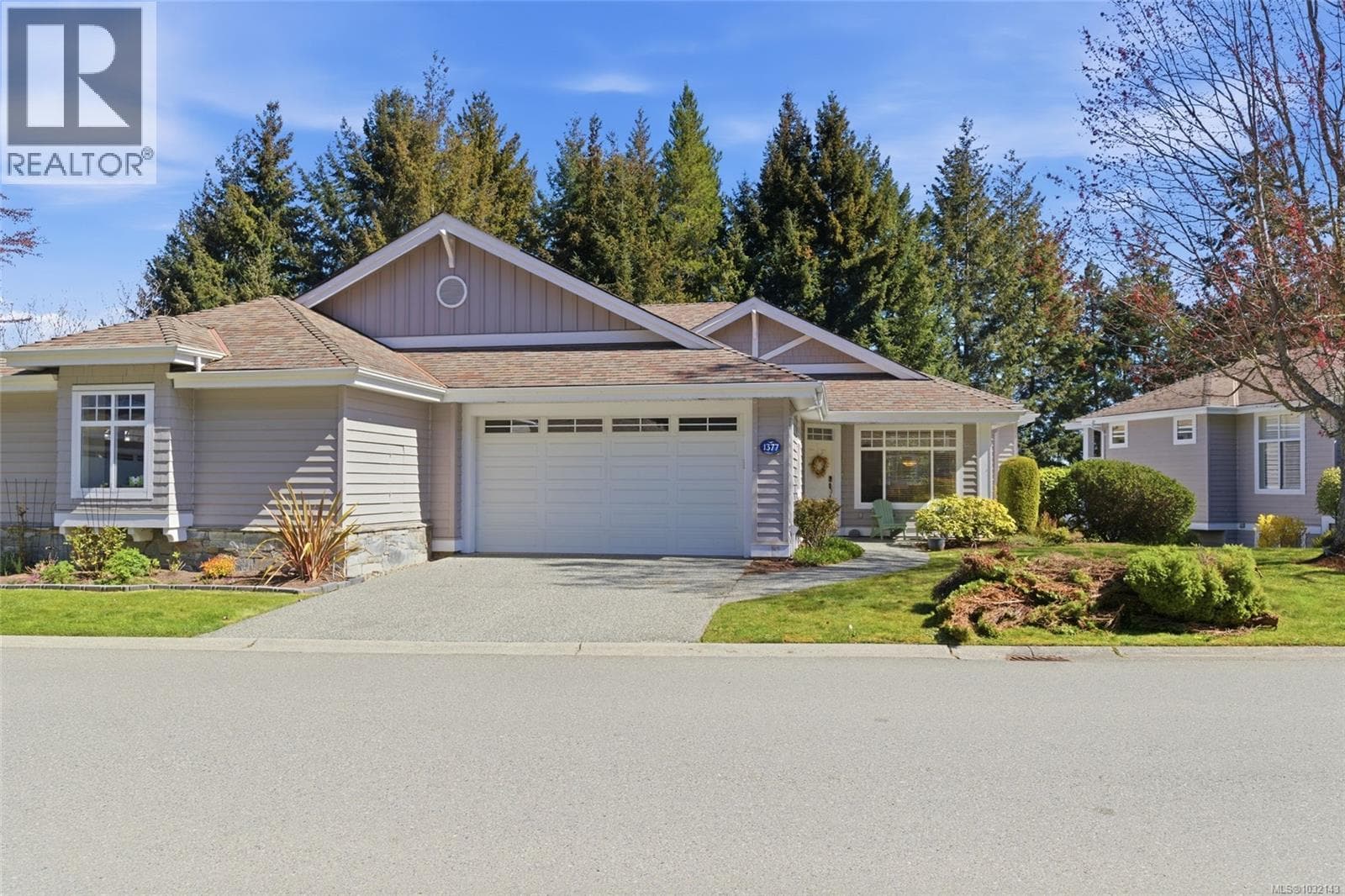 1377 Cape Cod Dr in 