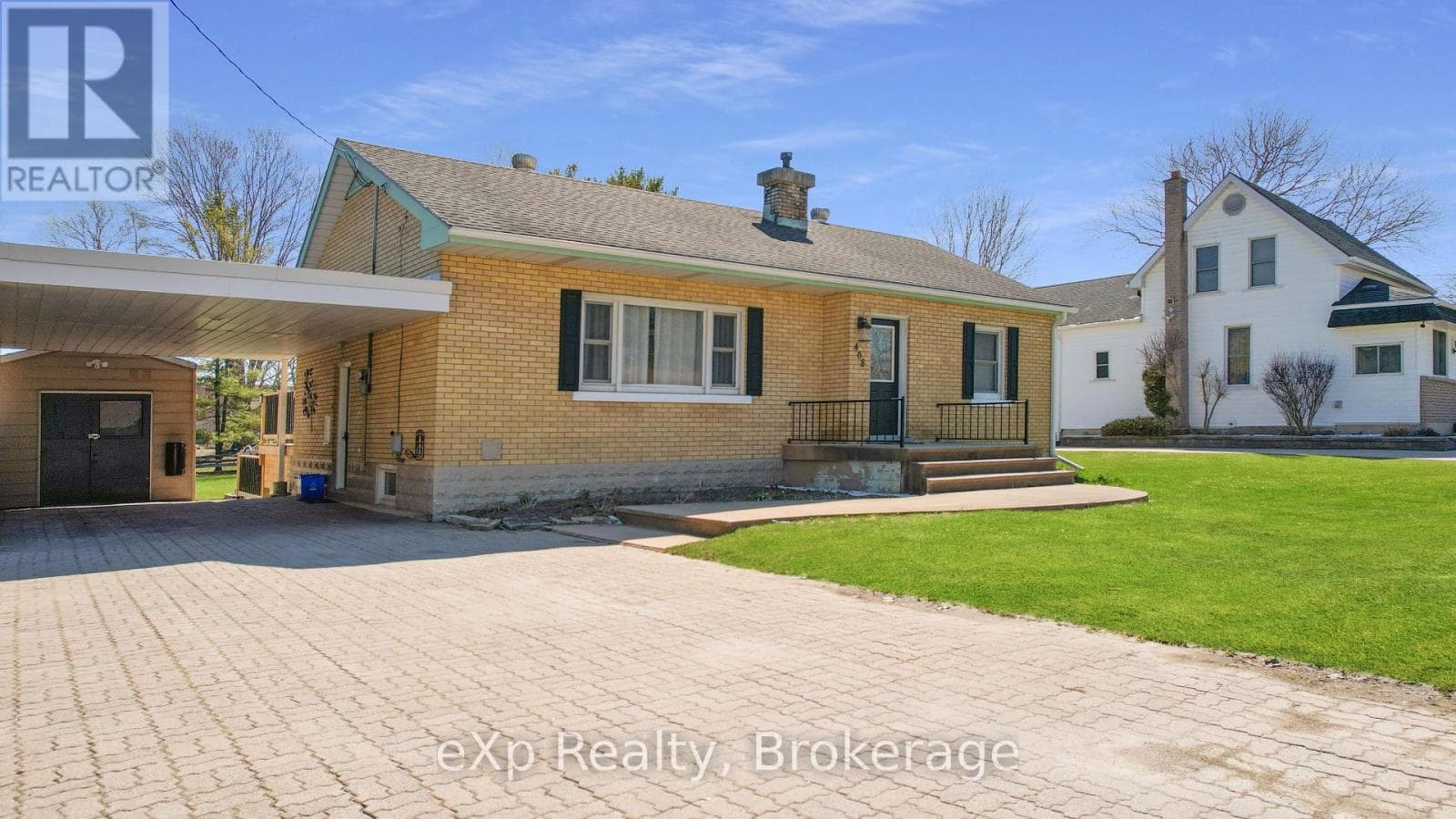 408 MCNAB STREET, OnePoint — photo 2