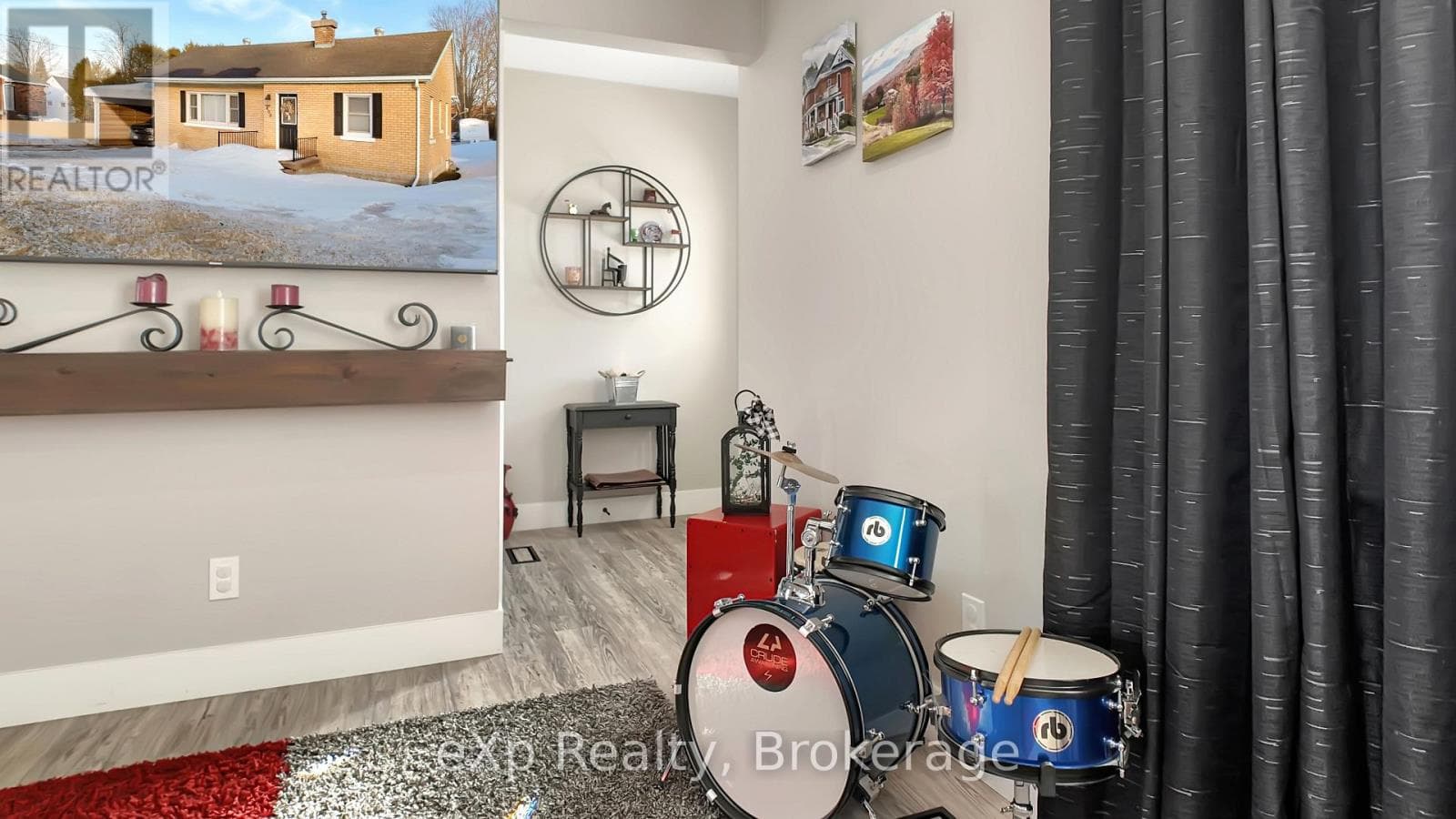 408 MCNAB STREET, OnePoint — photo 4