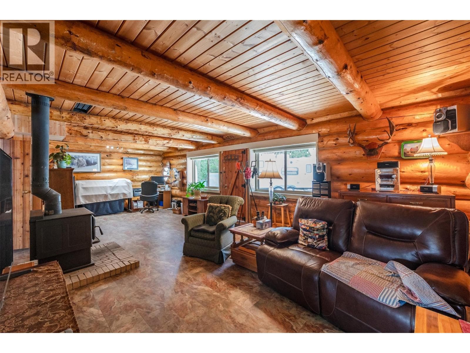 1230 SYKES CRESCENT, Interior REALTORS® — photo 5