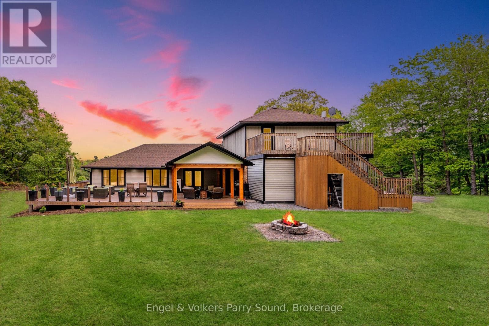 49 REGENCY DRIVE, OnePoint — photo 2