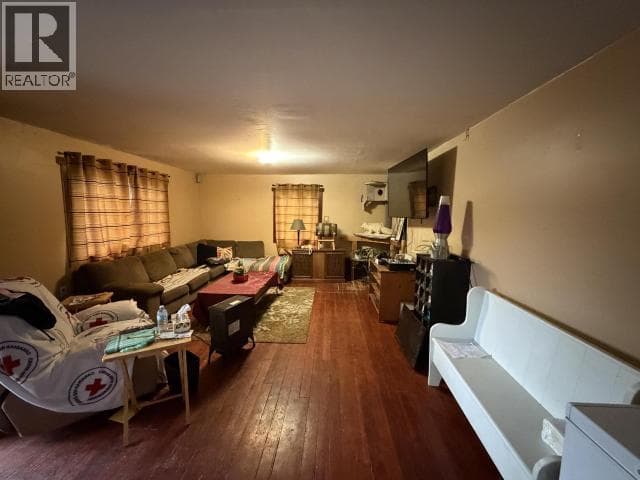 6479 SUTHERLAND AVENUE, Powell River — photo 5