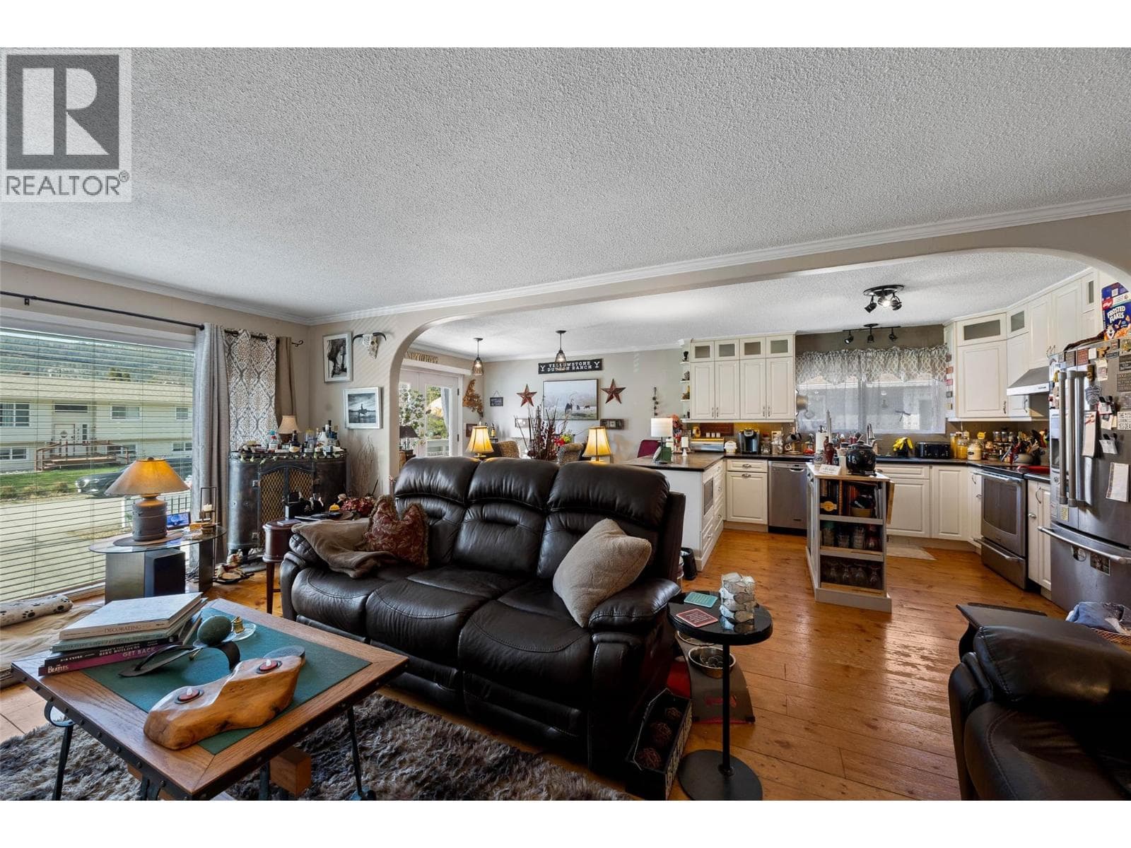 4602 STRAWBERRY LANE, Interior REALTORS® — photo 4