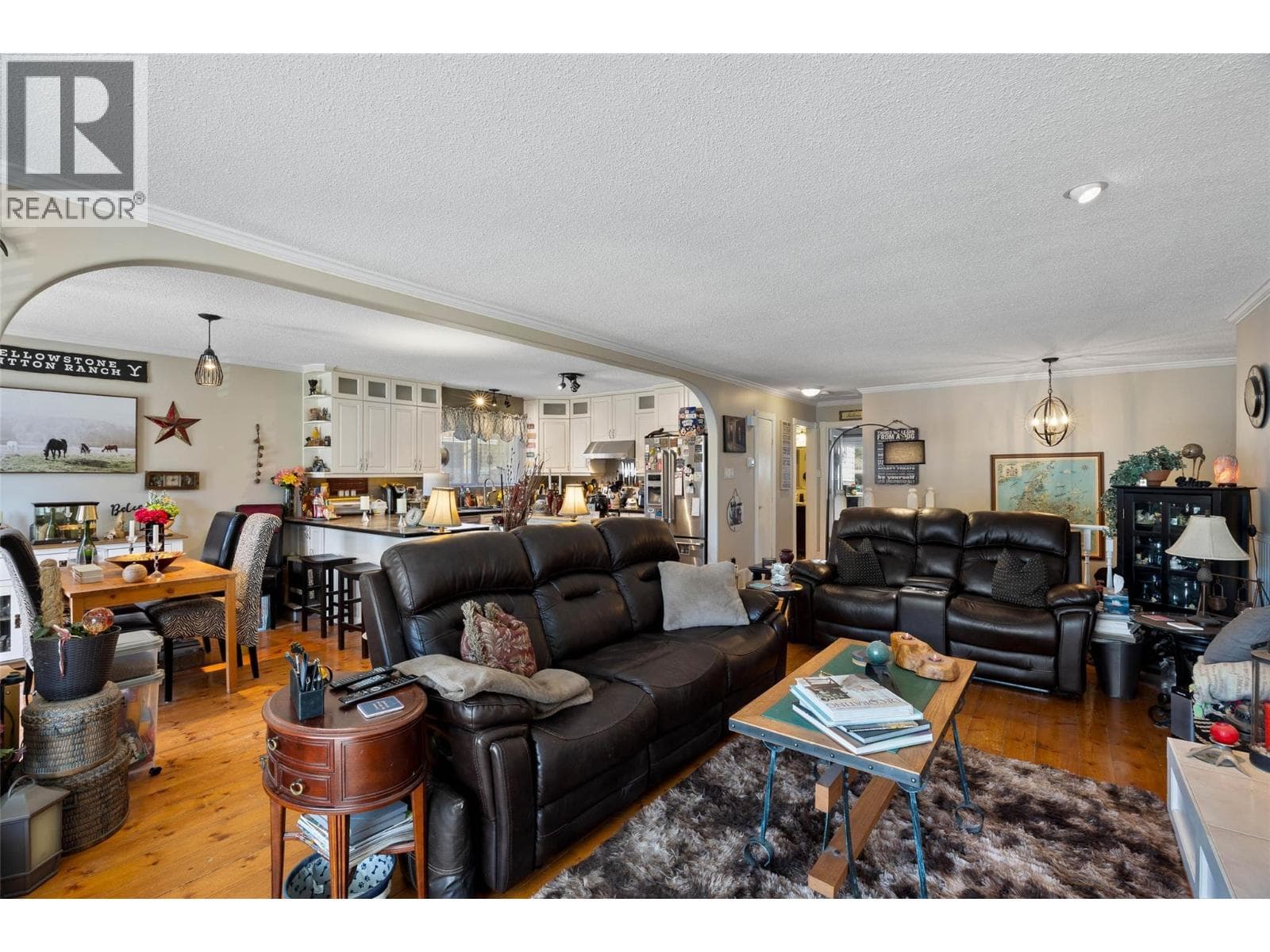 4602 STRAWBERRY LANE, Interior REALTORS® — photo 5