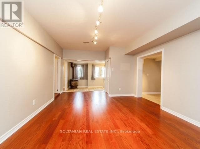 257 PARKWOOD AVENUE, Toronto — photo 4
