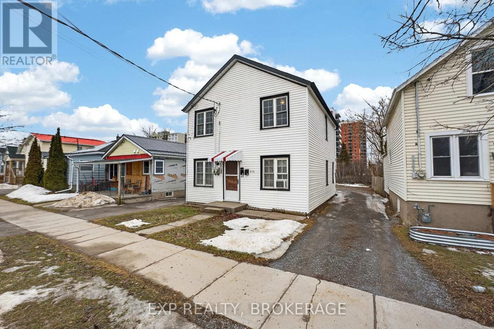 632 MACDONNELL STREET, Kingston — photo 2
