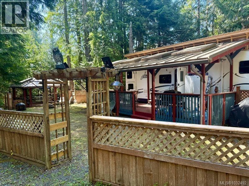 C8 2650 TURNBULL ROAD, Vancouver Island — photo 2