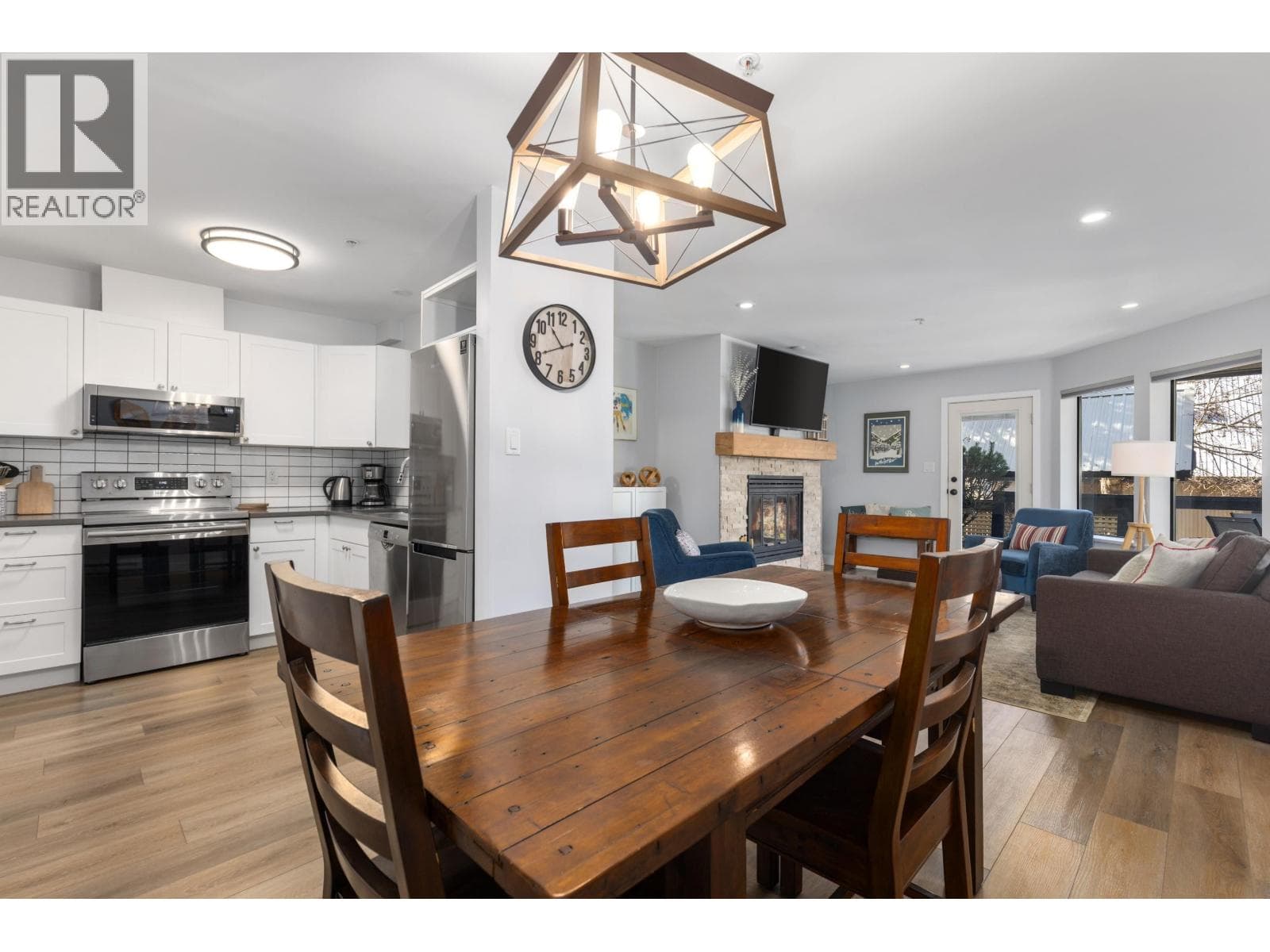 2 4637 BLACKCOMB WAY, Greater Vancouver — photo 4