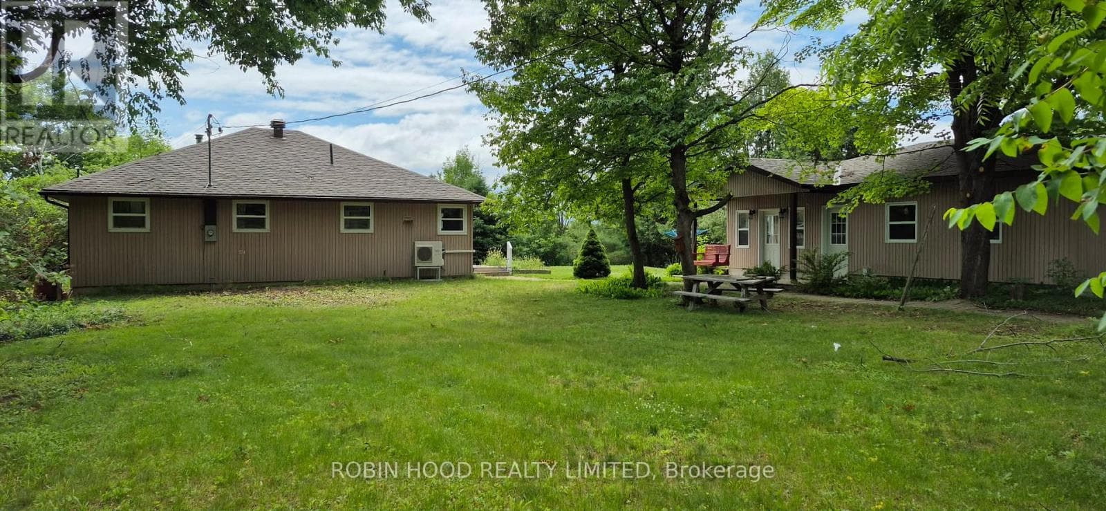 211 MCBRIDE POINT DRIVE, Toronto — photo 2
