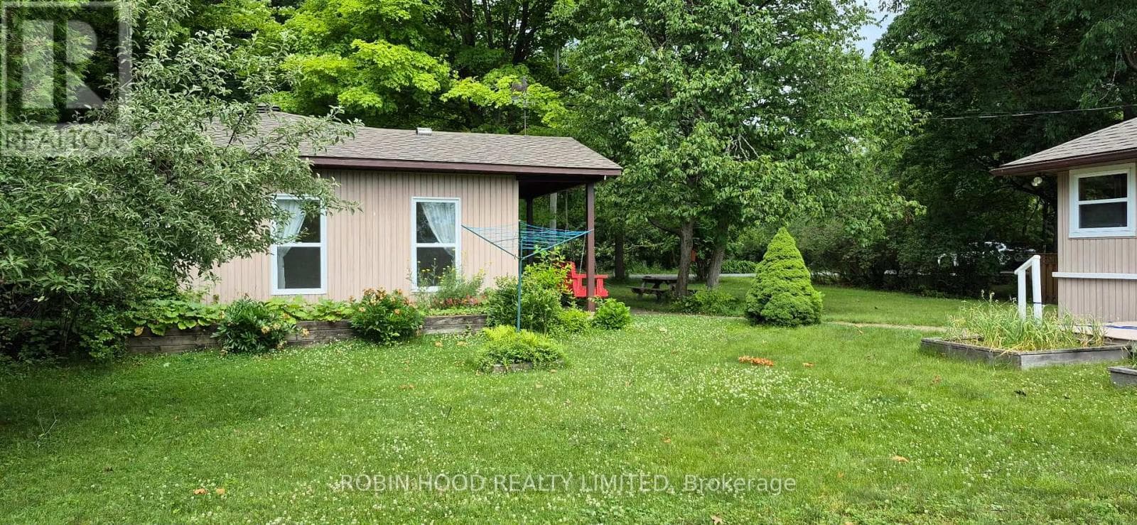 211 MCBRIDE POINT DRIVE, Toronto — photo 3