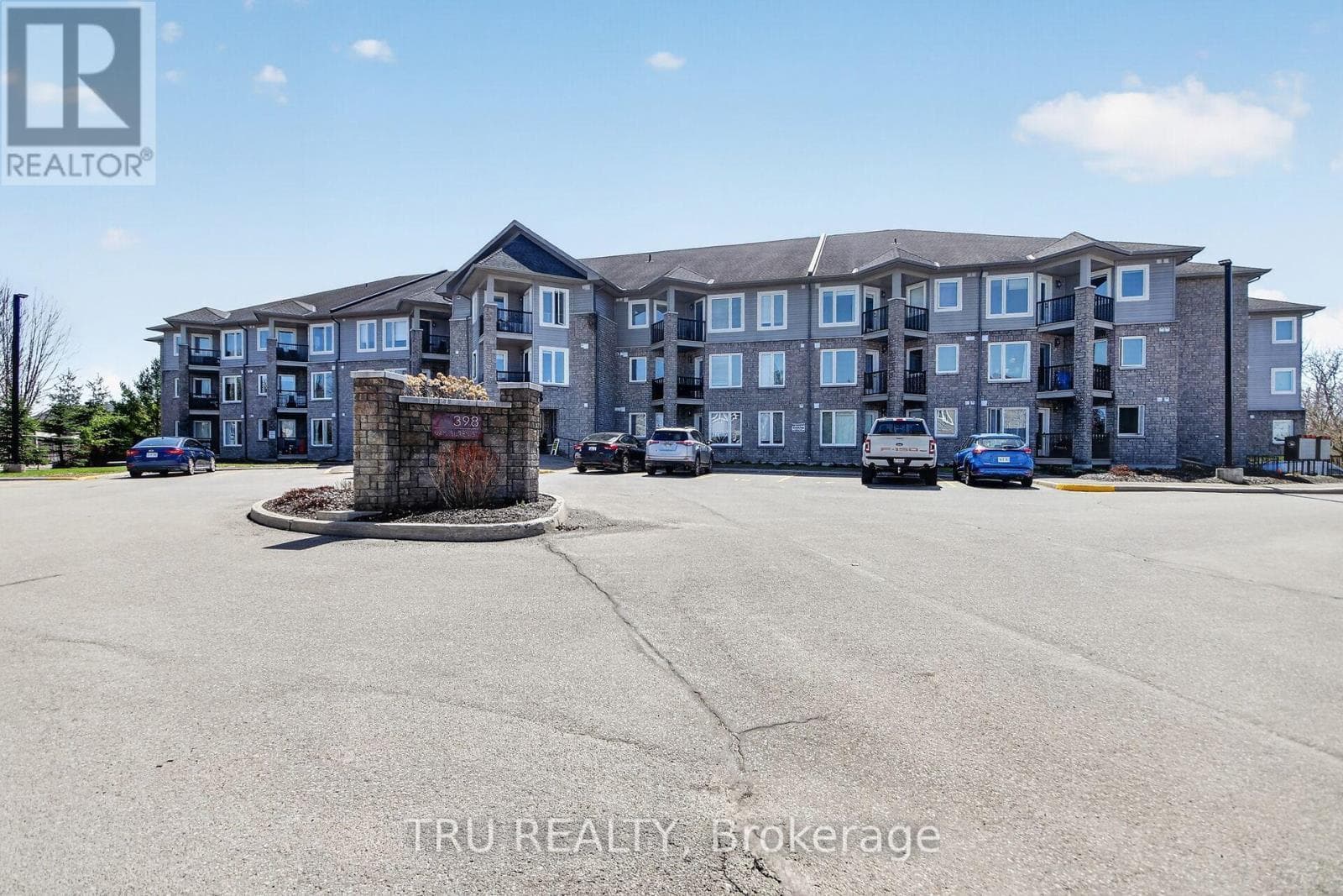 113 - 398 VAN BUREN STREET in 