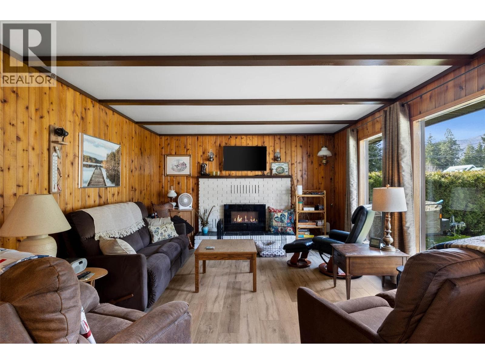 4188 SOUTH ASHE CRESCENT, Interior REALTORS® — photo 5