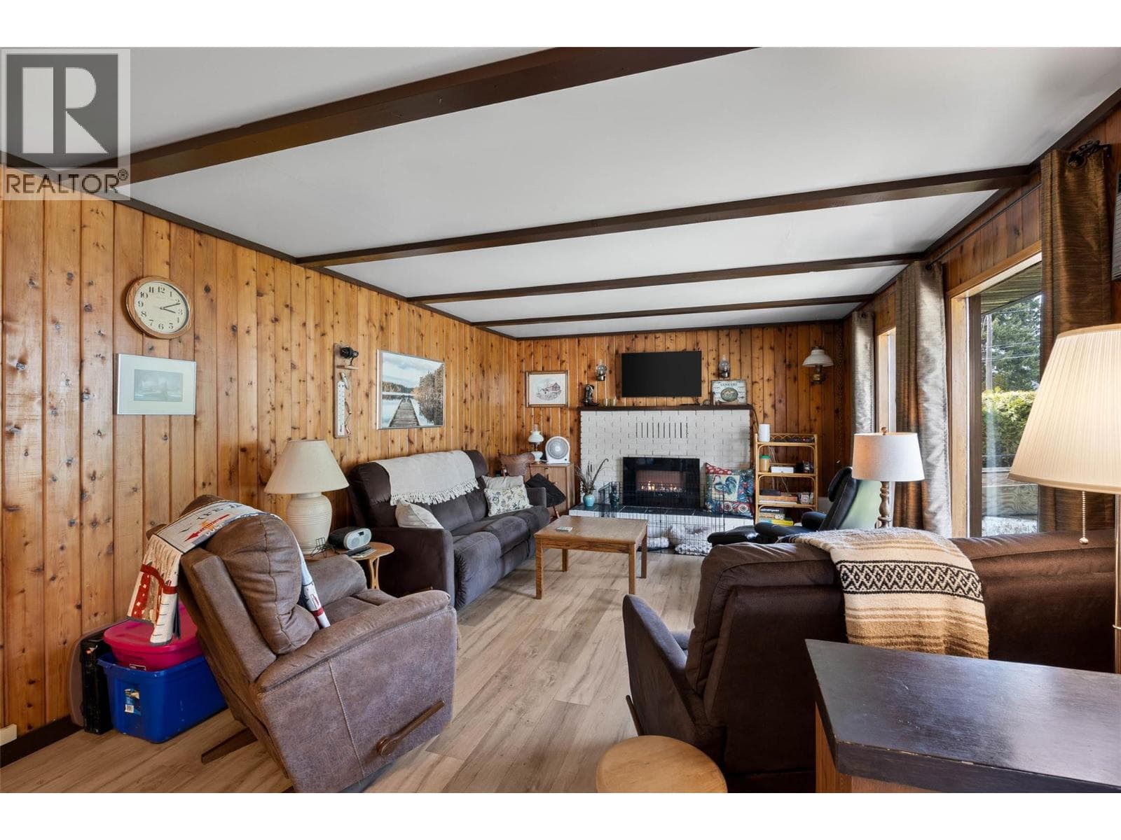 4188 SOUTH ASHE CRESCENT, Interior REALTORS® — photo 2