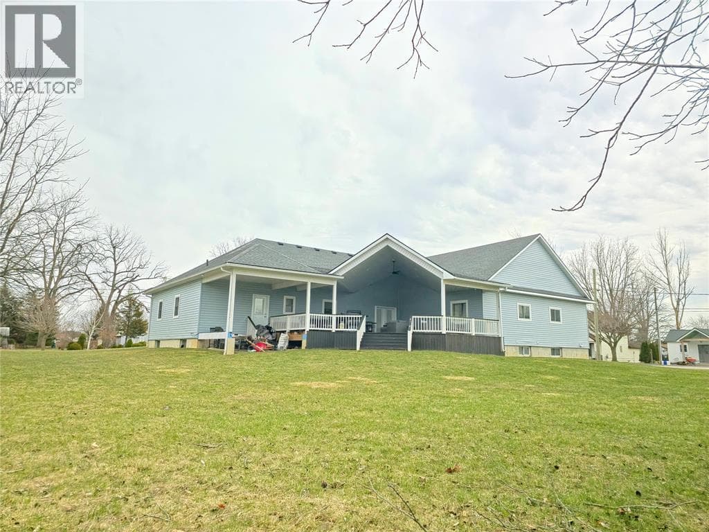 3167 BROADWAY STREET, Sarnia — photo 2