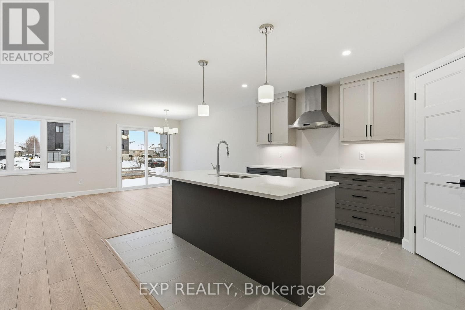 140 ELIZABETH CRESCENT, Ottawa — photo 4
