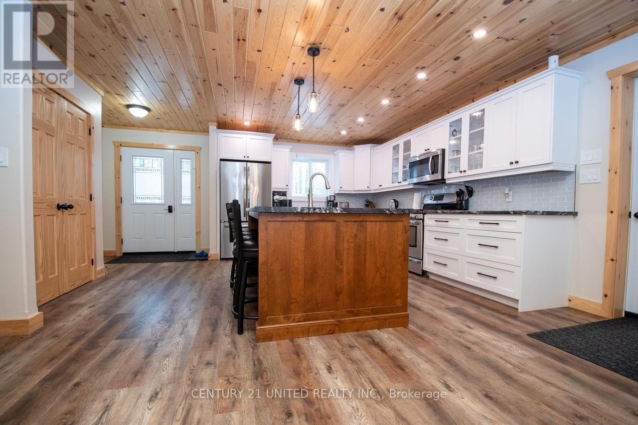 1525 SOUTH BAPTISTE LAKE ROAD, Central Lakes — photo 4
