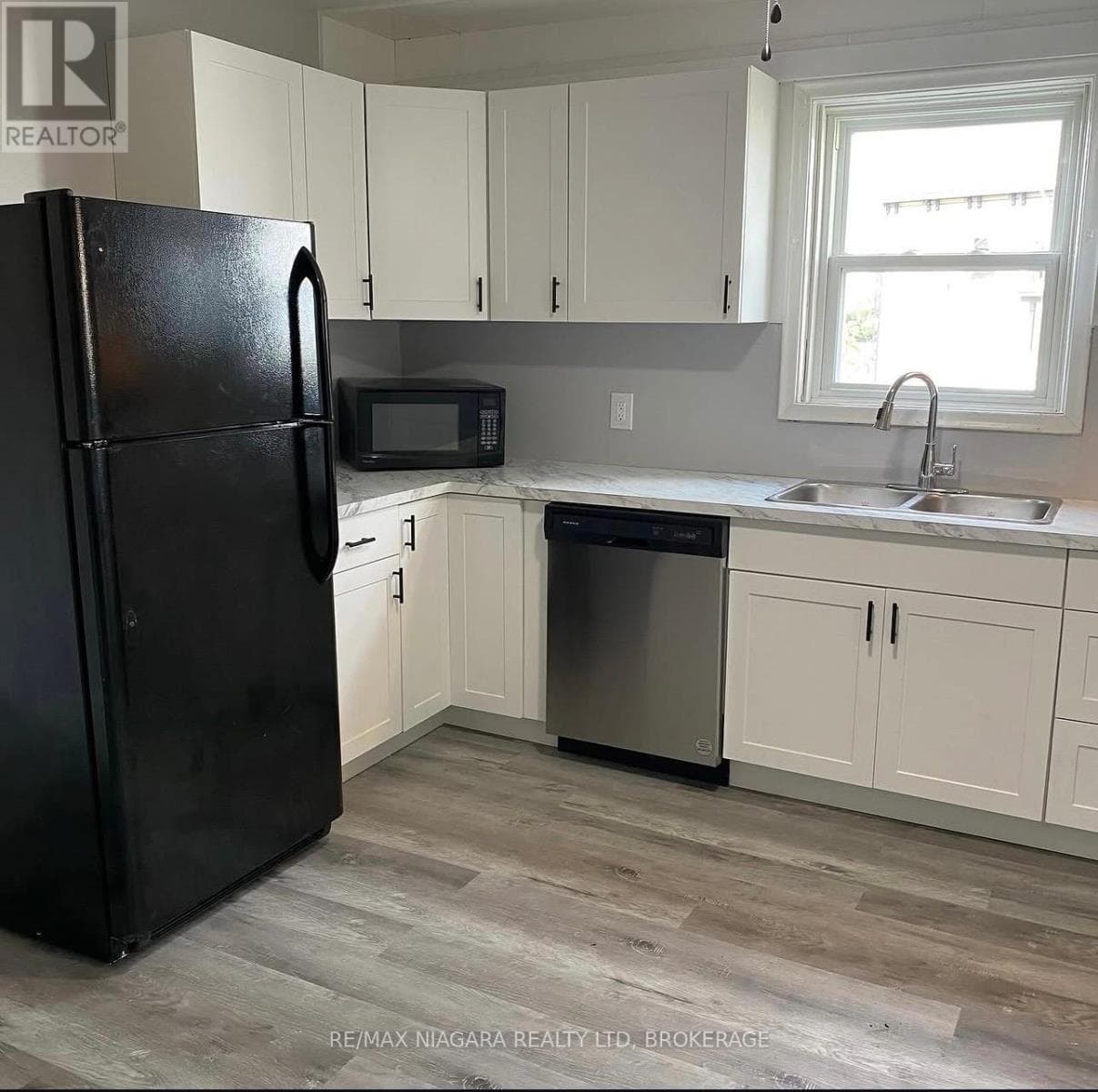 42 NIAGARA STREET, Niagara — photo 4