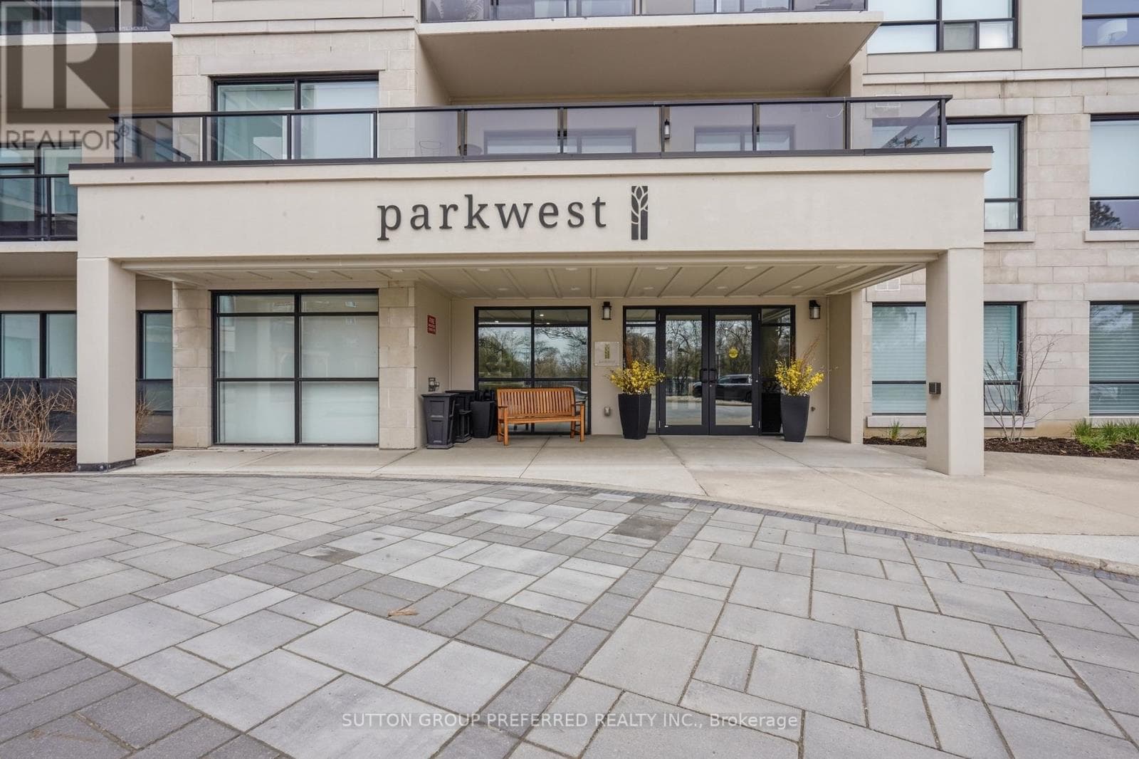 401 - 1200 COMMISSIONERS ROAD W in Byron