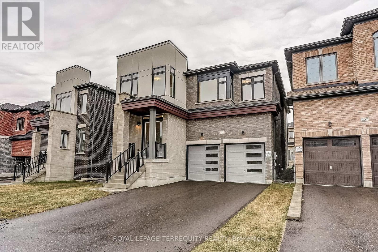211 FALLHARVEST WAY, Toronto — photo 3