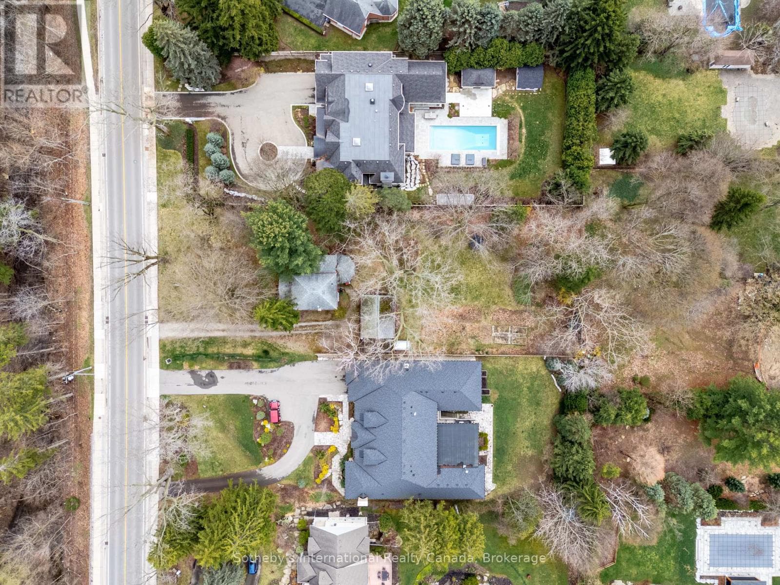362 FOURTH LINE, Oakville-Milton — photo 2