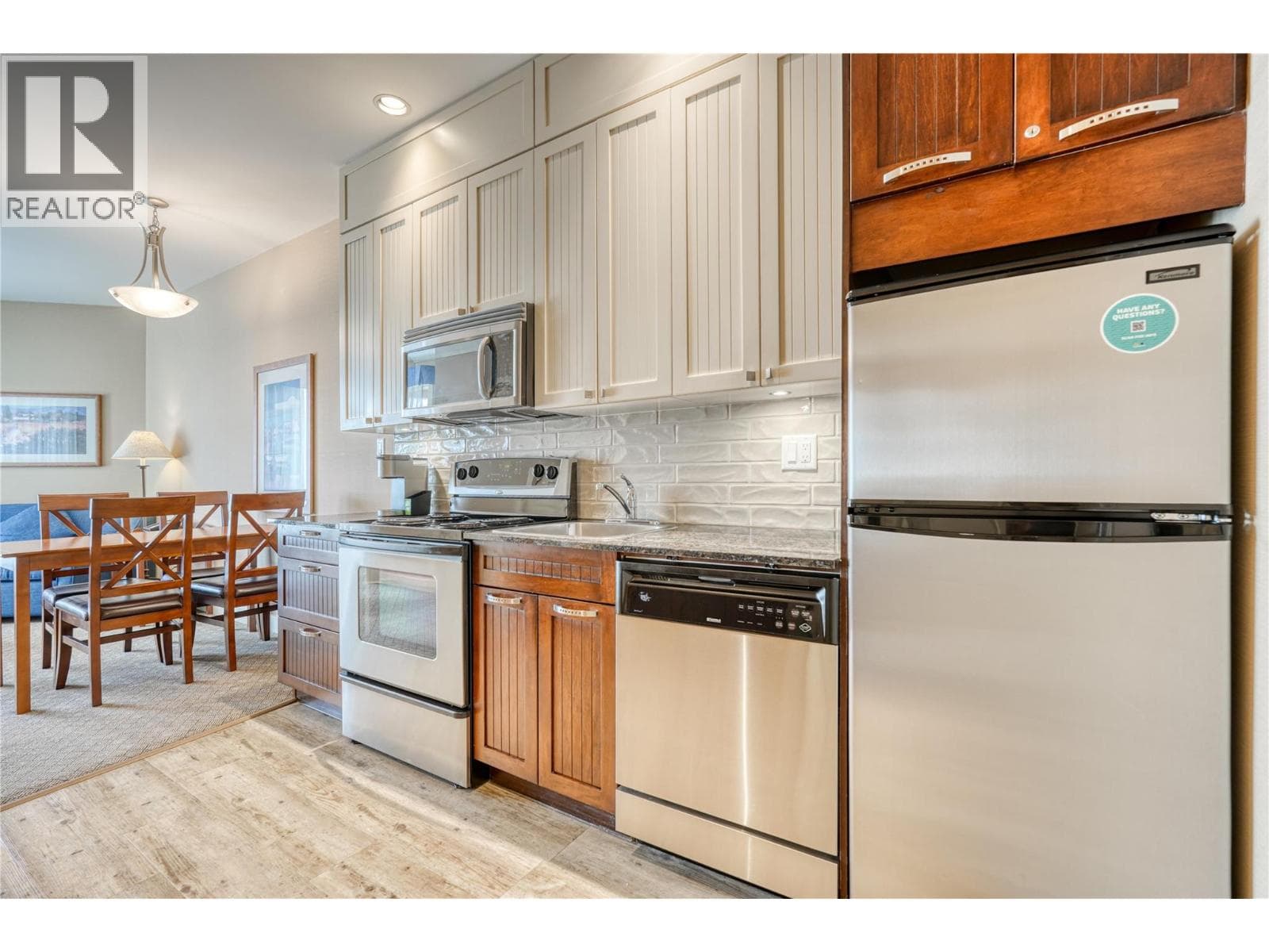 13011 Lakeshore Drive S Unit# 222, Interior REALTORS® — photo 5