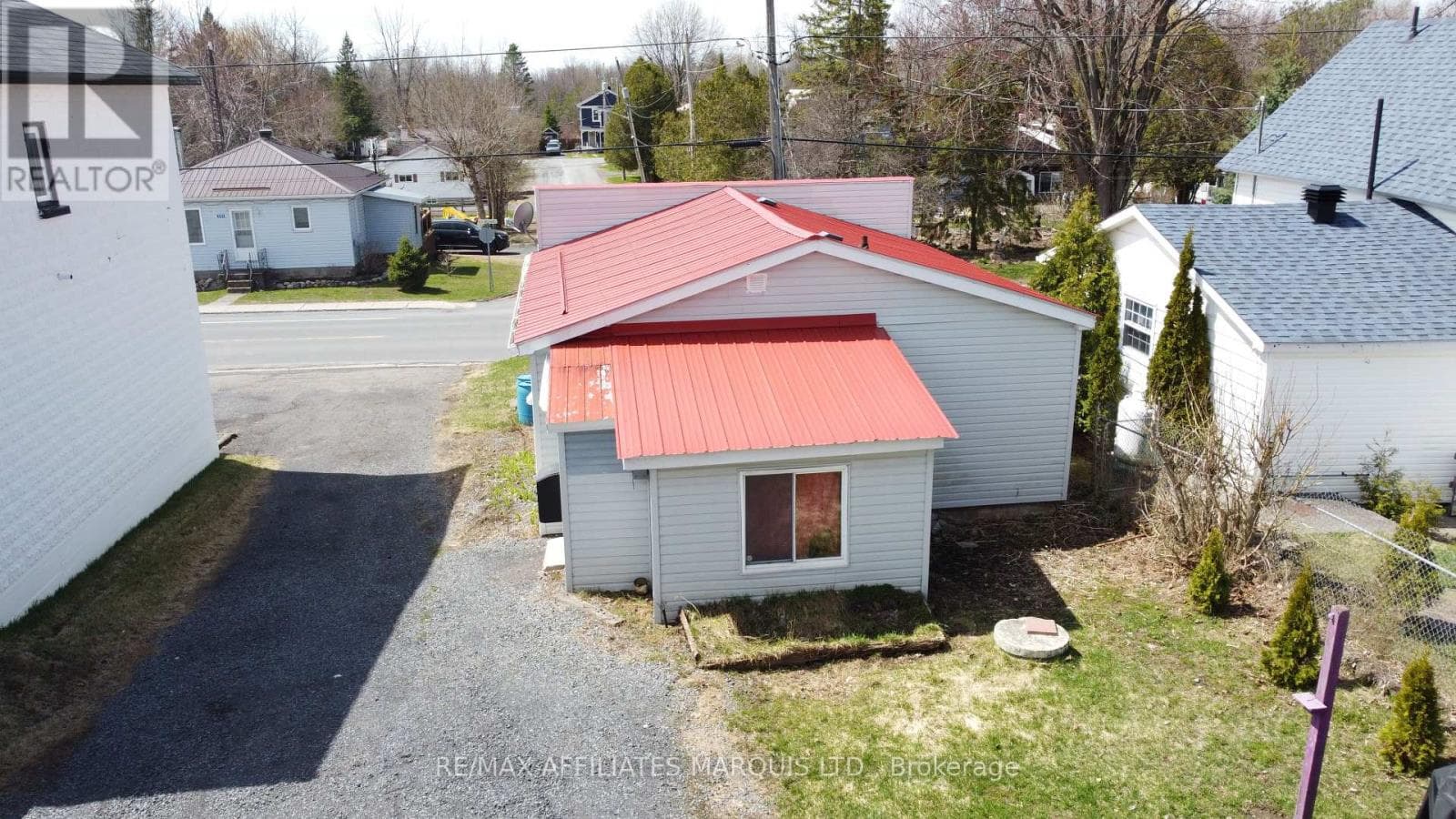 3753 OLD ORCHARD STREET, Cornwall — photo 2