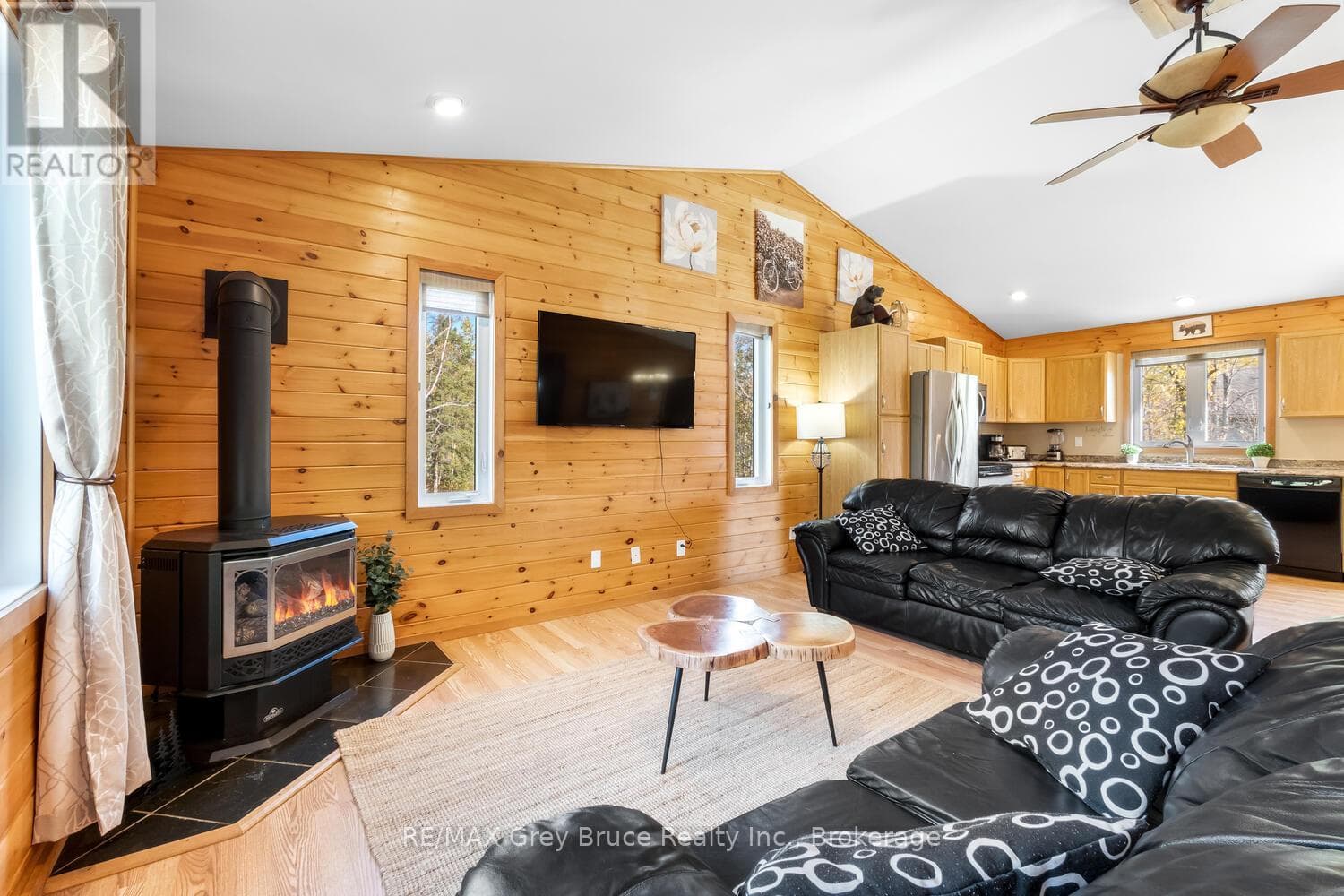 104 MAPLE DRIVE, OnePoint — photo 3