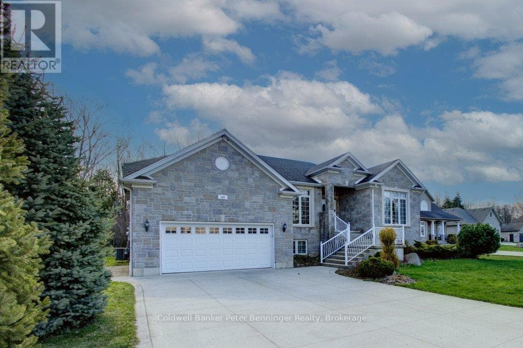 196 BIRCHWOOD AVENUE, OnePoint — photo 2