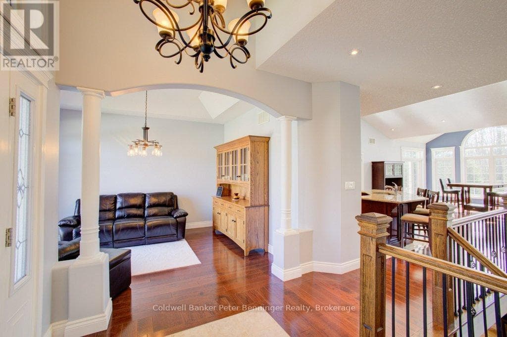 196 BIRCHWOOD AVENUE, OnePoint — photo 5