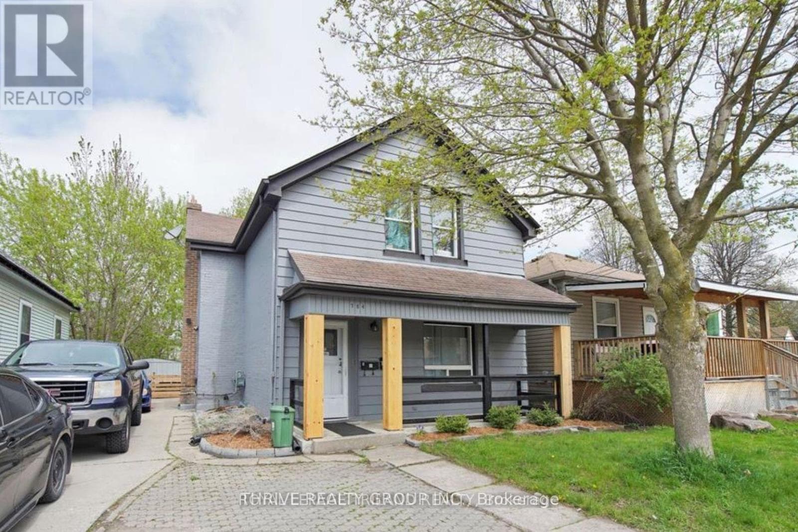 784 LITTLE GREY STREET in 