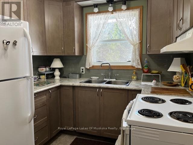 161 FOREST LAKE ROAD, OnePoint — photo 3