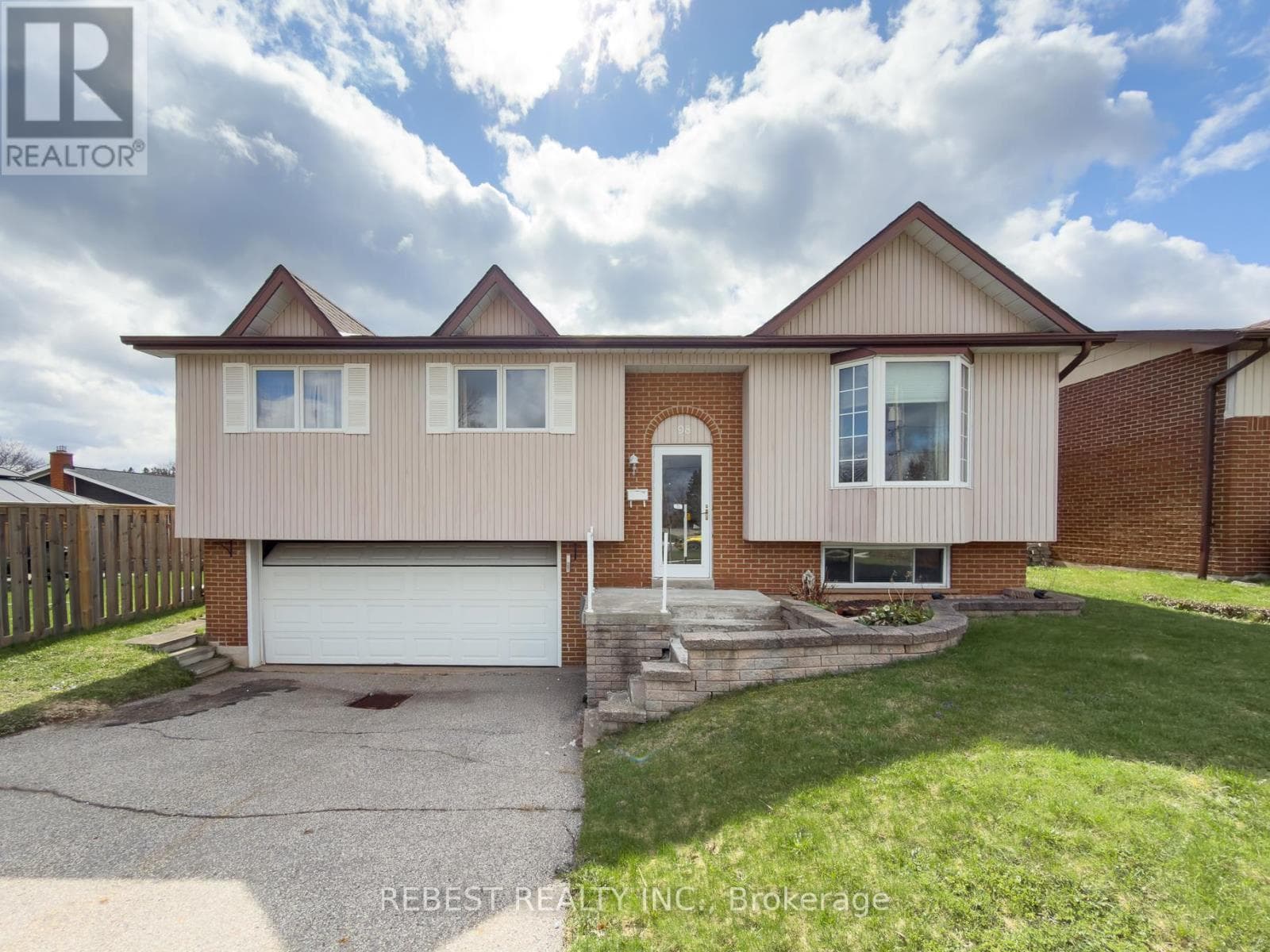 98 COBBLEHILL ROAD in 