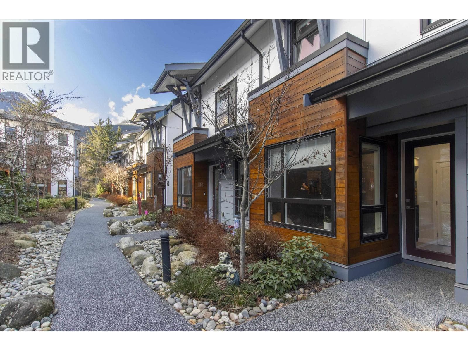 40 1188 MAIN STREET in 