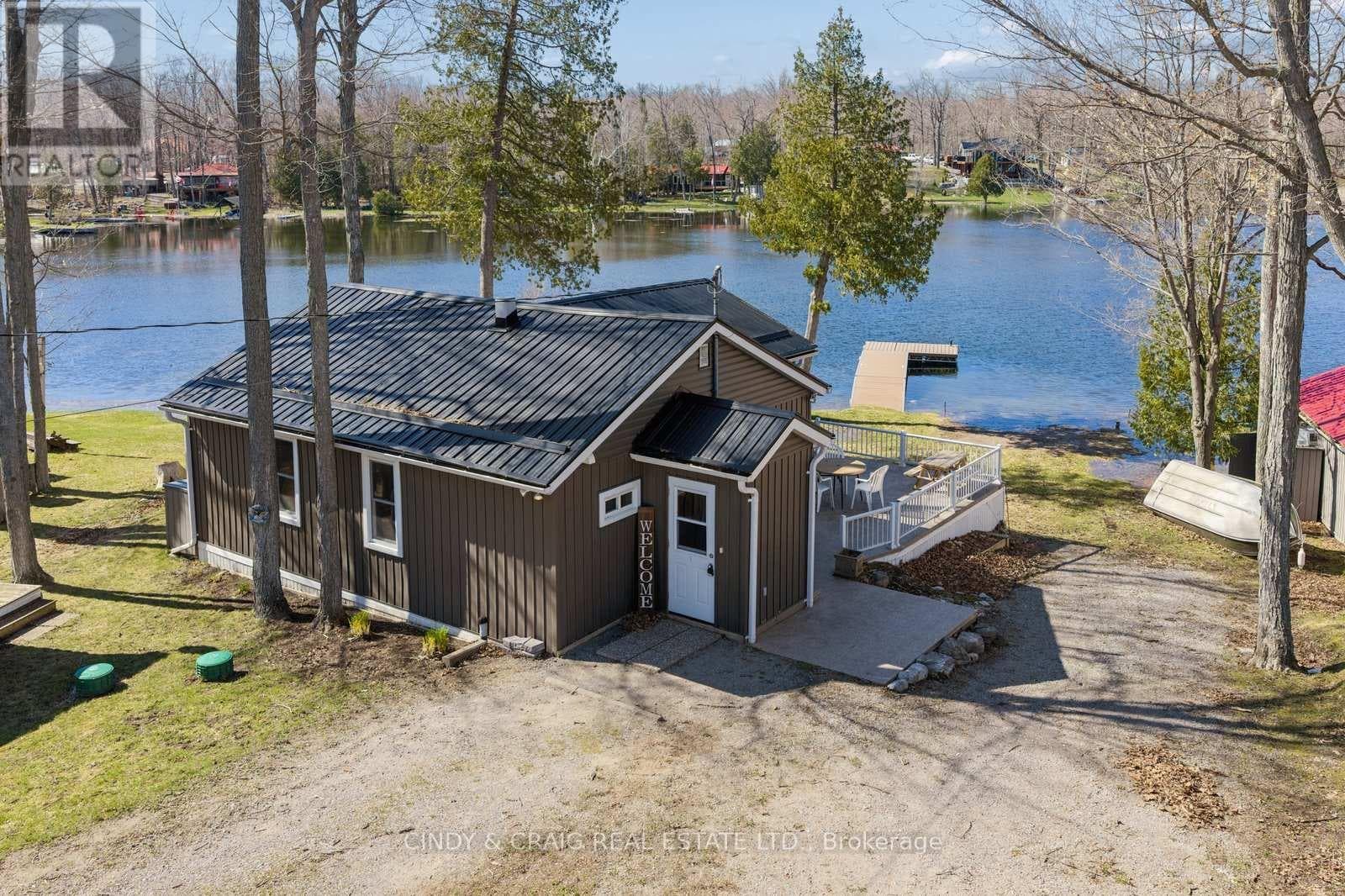 213 ROLLIES POINT ROAD, Toronto — photo 3