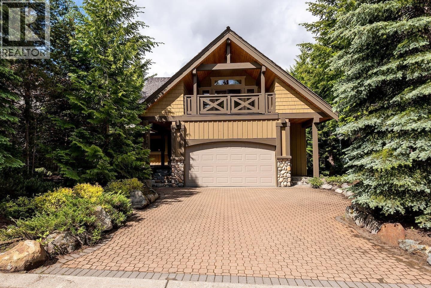 8115 MUIRFIELD CRESCENT in 