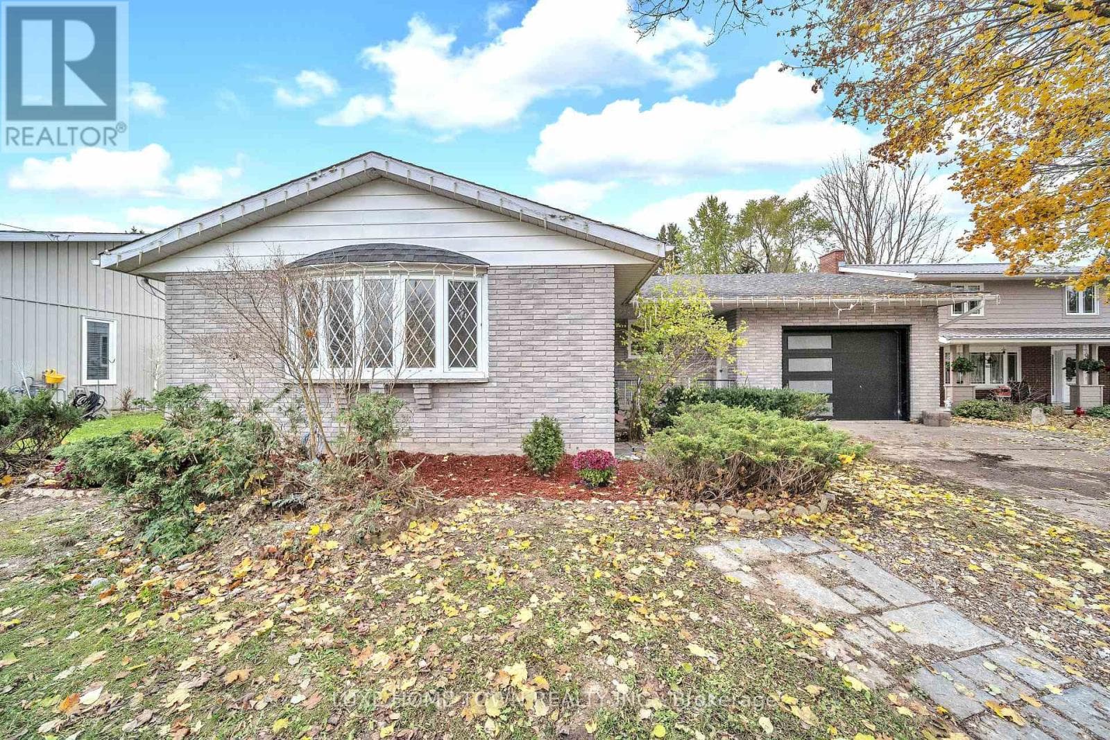 5 CENTENNIAL DRIVE, Toronto — photo 4