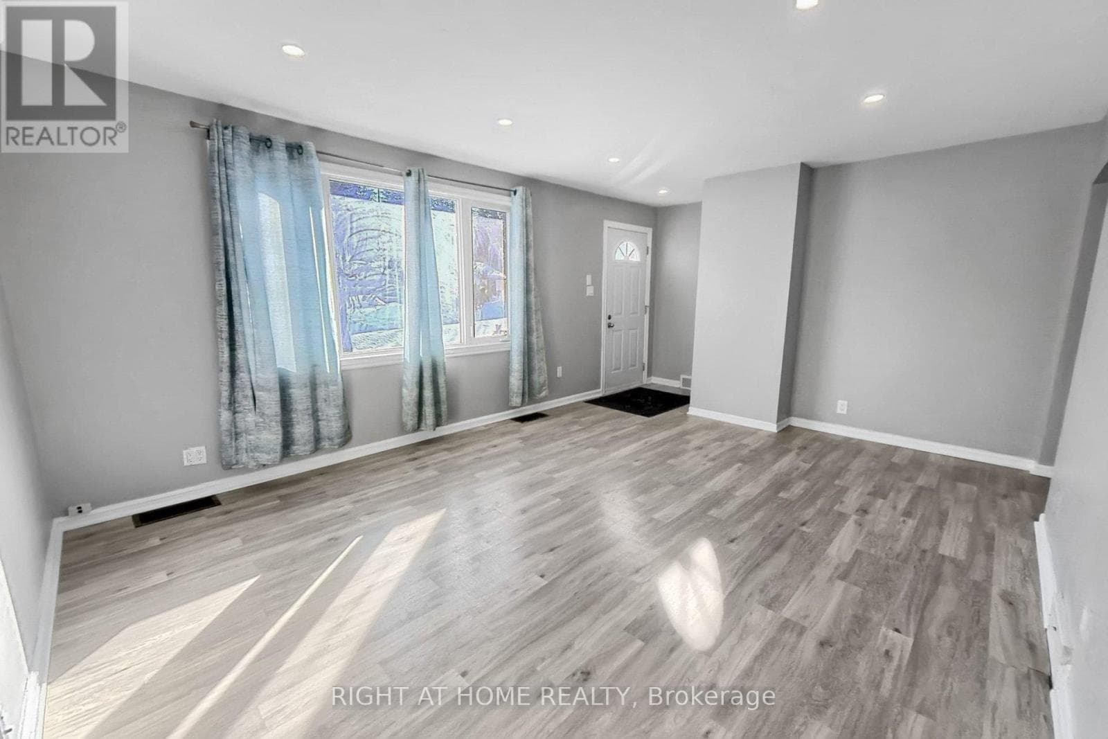 19 ALFRED STREET, Toronto — photo 5