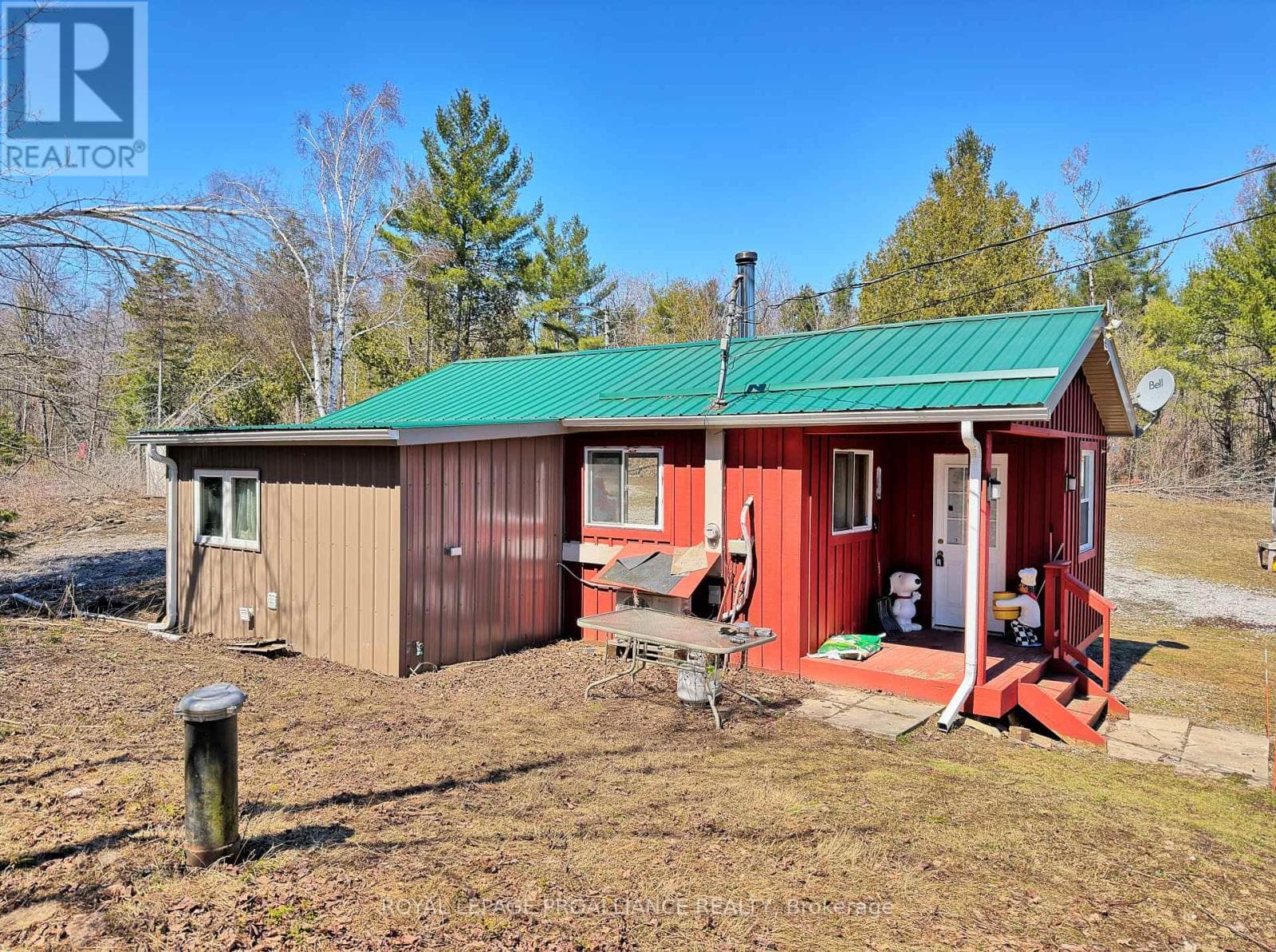 812 CLEVELAND ROAD, Central Lakes — photo 2