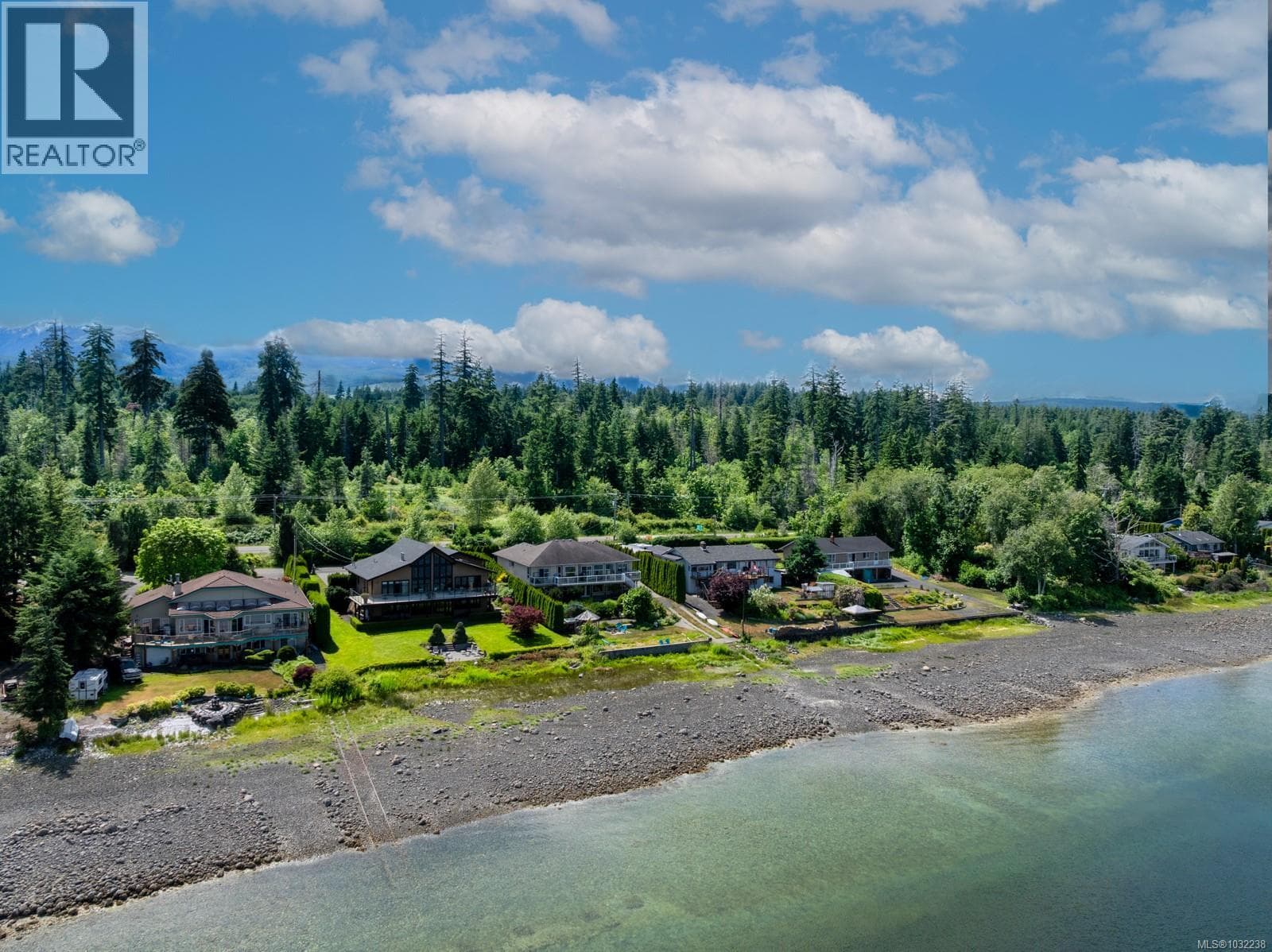 6800 BUCKLEY BAIE FRONTAGE ROAD, Vancouver Island — photo 3