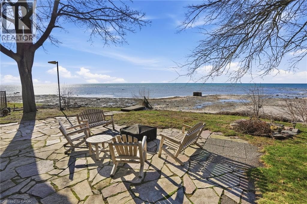 735 SANDY BAIE ROAD in 