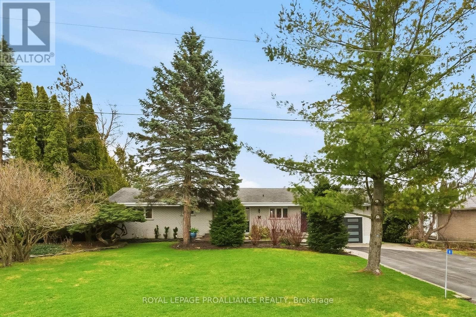 9 DORTHY DRIVE, Central Lakes — photo 2