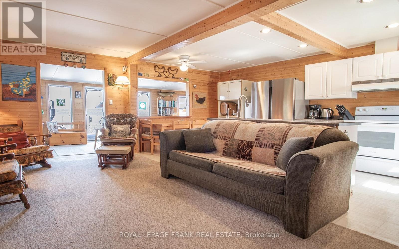 32 PARKER DRIVE, Central Lakes — photo 4