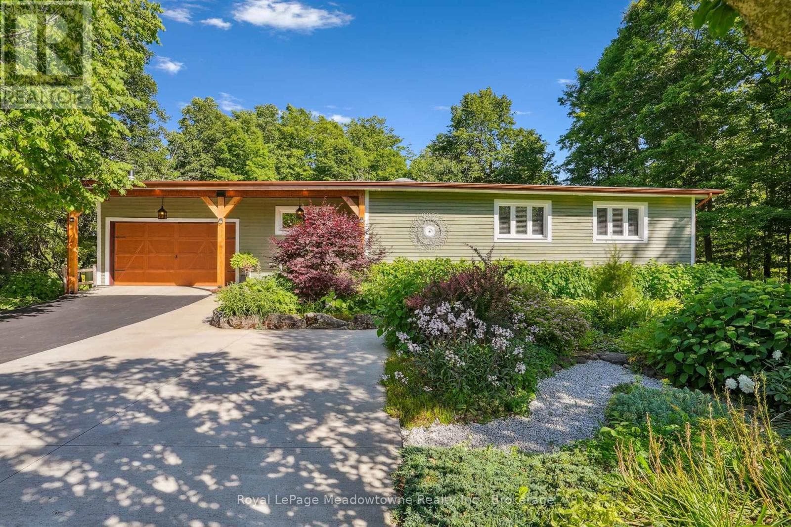 9878 15 SIDE ROAD, Oakville-Milton — photo 3