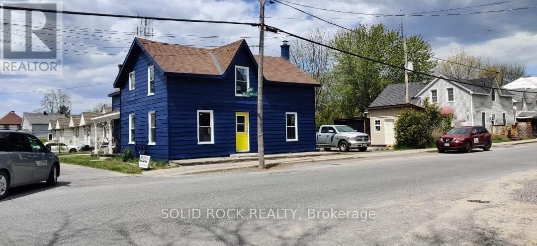 201 CLOTHIER ST STREET E in 