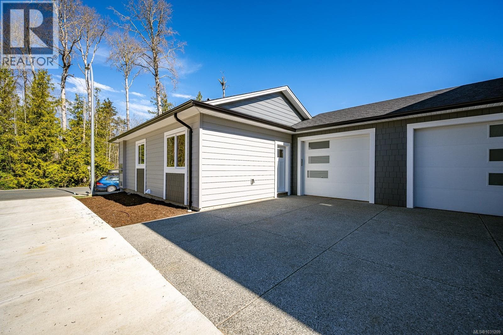 A 2319 McDonald Rd, Vancouver Island — photo 3
