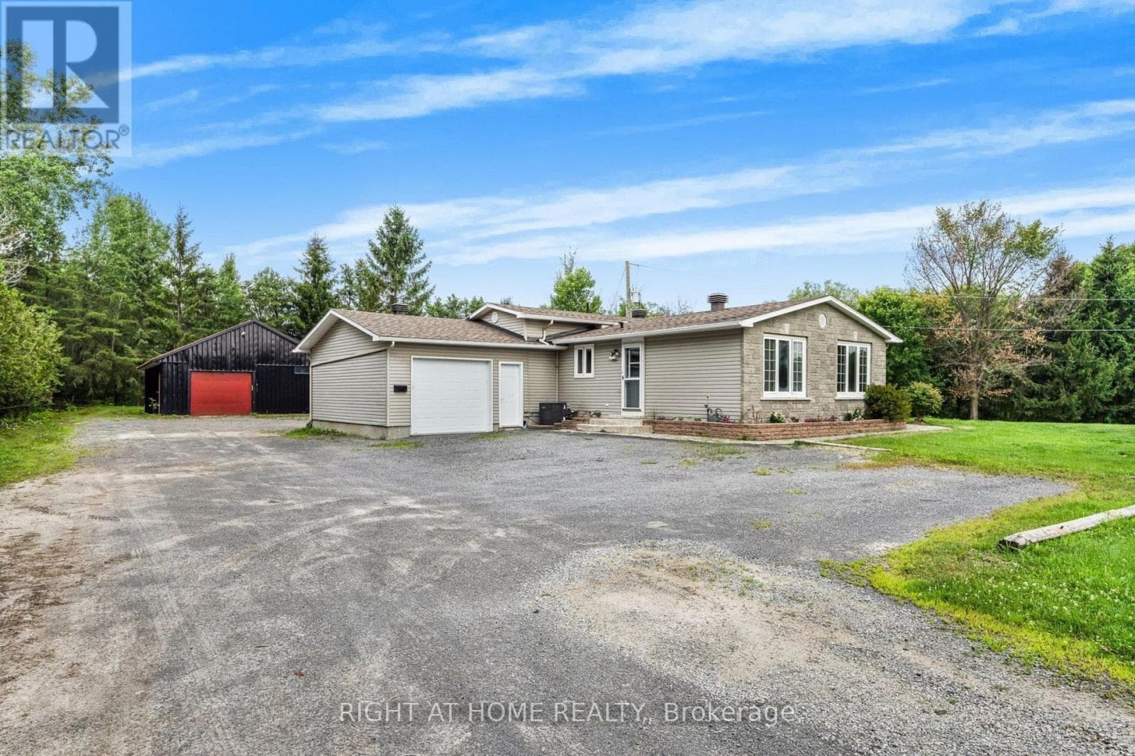 353 RUSSELL ROAD, Ottawa — photo 3