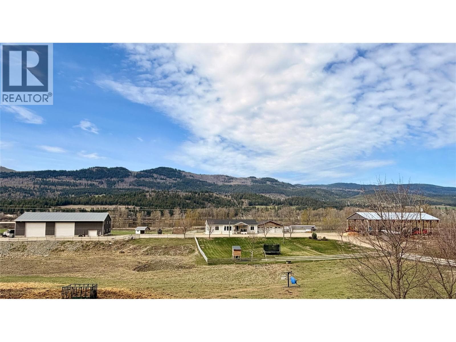 5111 Dunn Lake Road in 